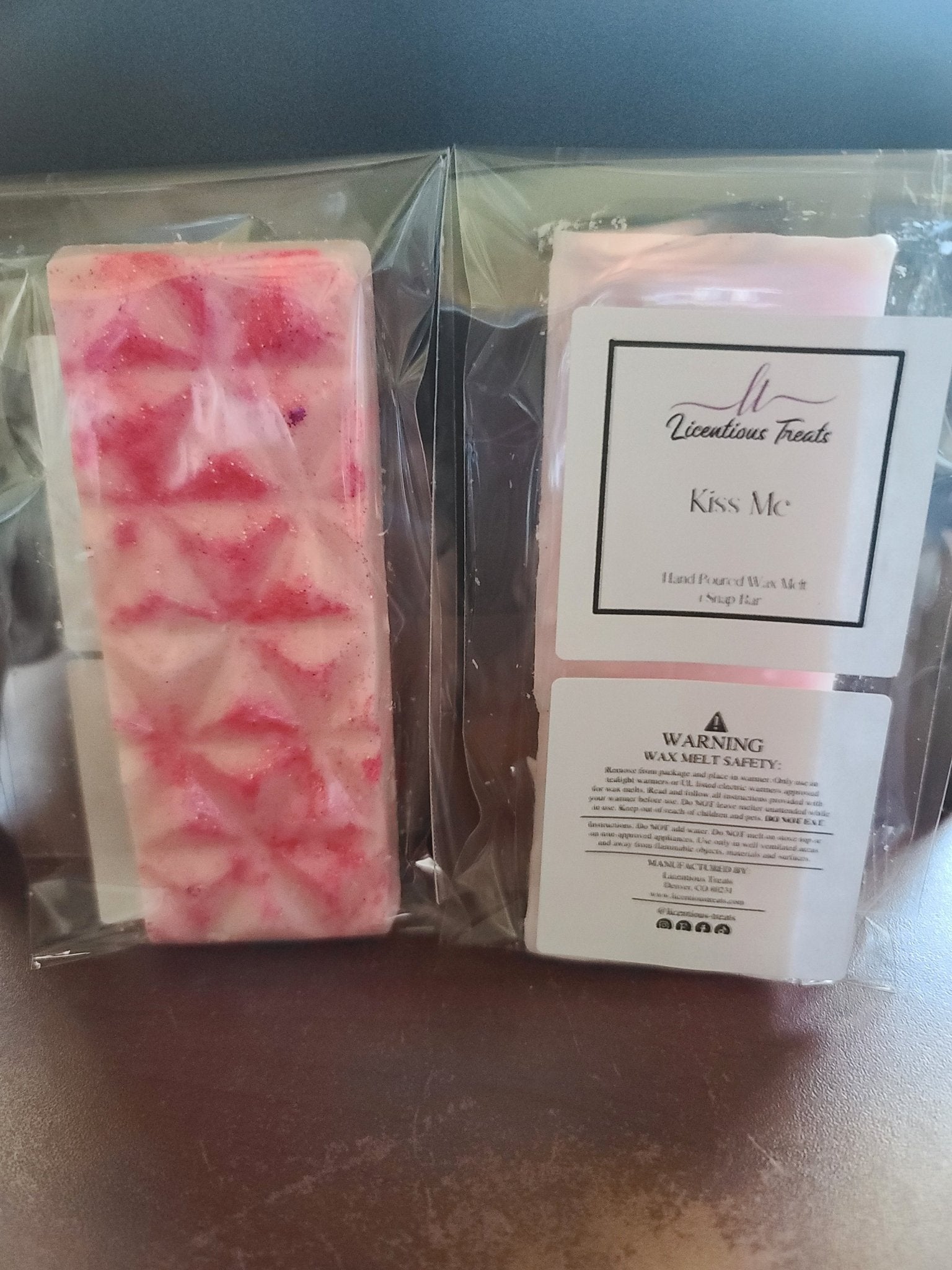 Wax Melts - Kiss Me - Licentious TreatsWax Melts - Kiss Me