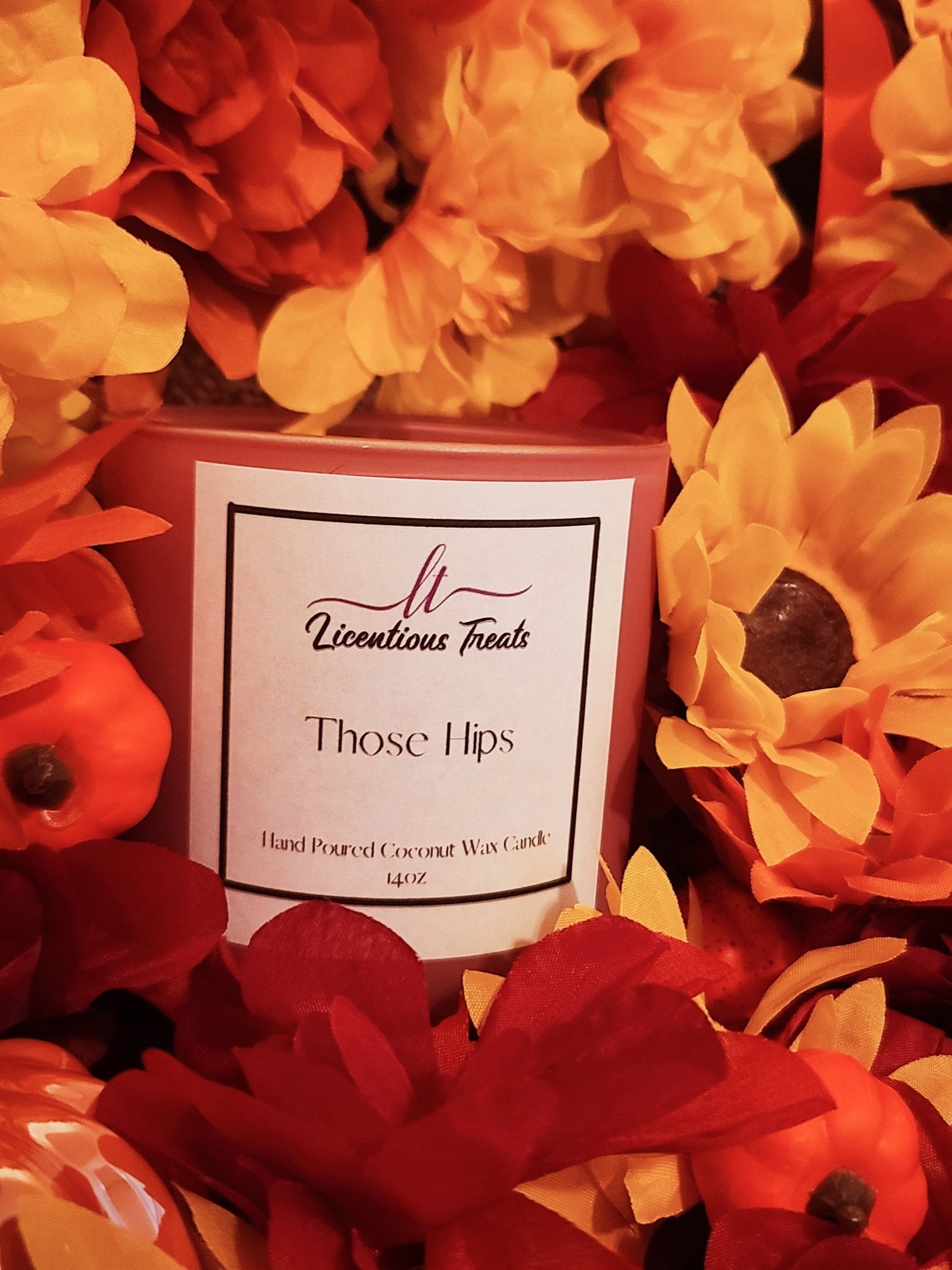 Candles - Those Hips 14oz - Licentious TreatsCandles - Those Hips 14oz