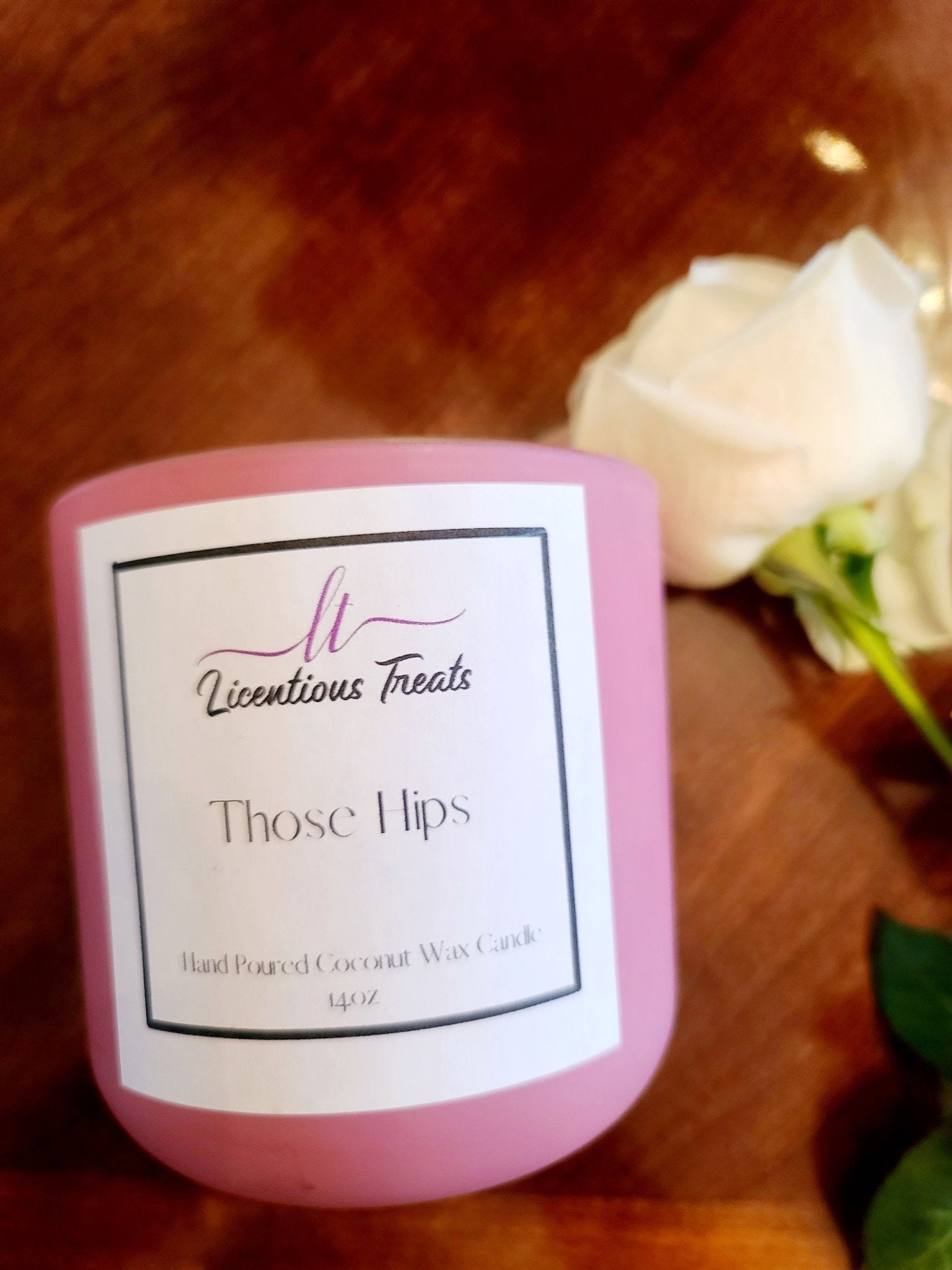 Candles - Those Hips 14oz - Licentious TreatsCandles - Those Hips 14oz